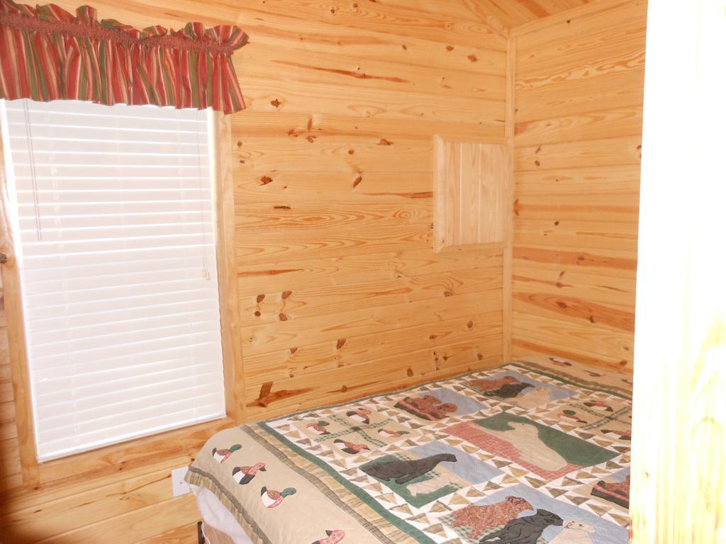 Oakzanita Springs Camping Resort Cabin 1 Descanso Ngoại thất bức ảnh